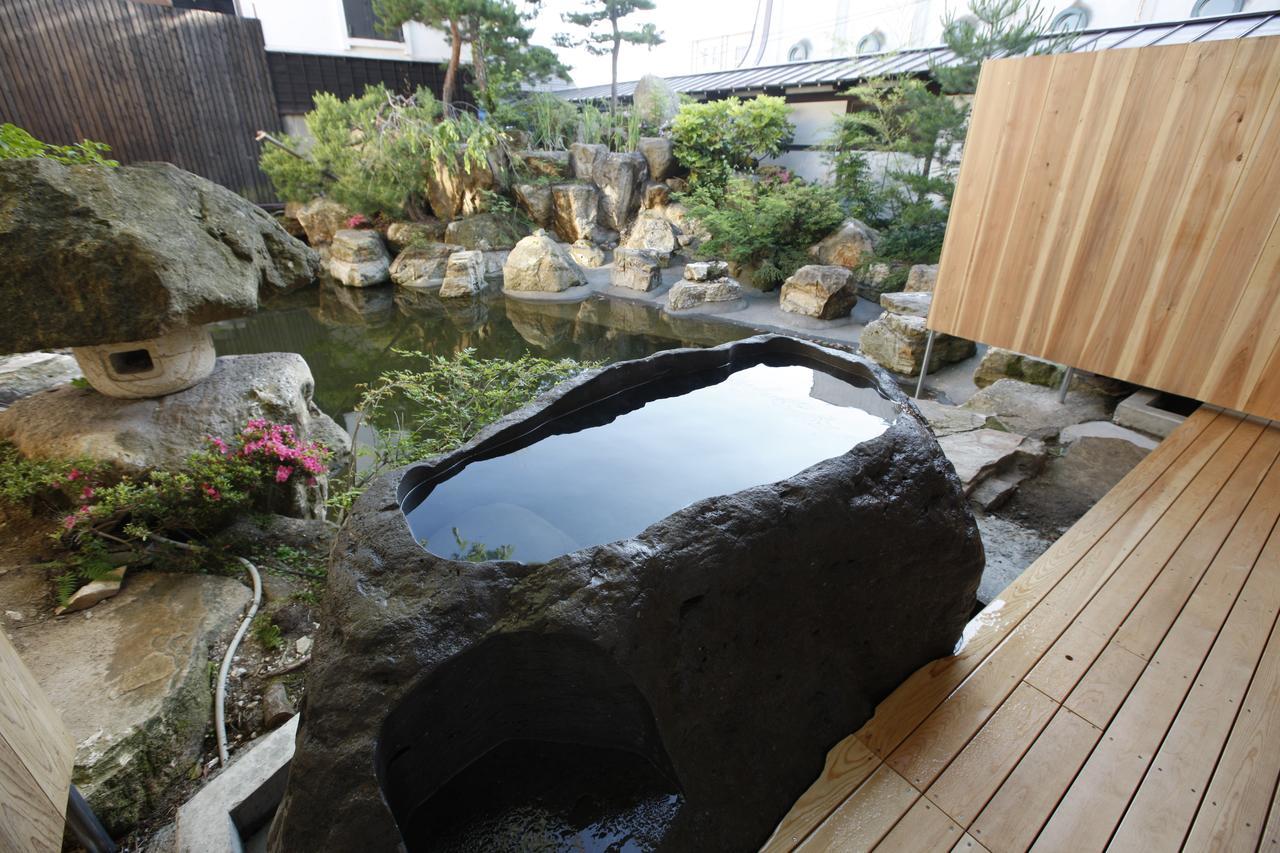 Готель Yamagata The Takinami Nan'yo Екстер'єр фото